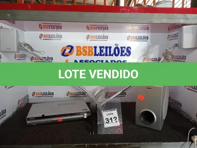 LOTE 312 - 01 HOME-THEATER MARCA SONY. (NO ESTADO) ATENÇÃO! FAZER A VISITAÇÃO ANTES DE ARREMATAR, NÃO SABEMOS SE FUNCIONA. LEILÃO NÃO TEM GARANTIA E NEM DEVOLUÇÃO, SUJEITO A POSSÍVEIS AVARIAS VISÍVEIS/OCULTAS E/OU AUSÊNCIA DE COMPONENTES.
