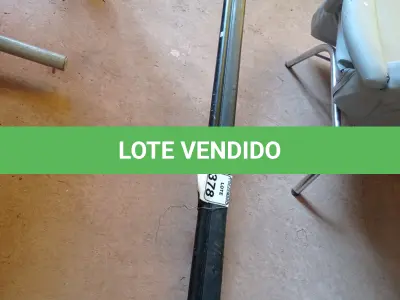 LOTE 378 - 01 TELA DE PROJEÇÃO. (NO ESTADO) ATENÇÃO! FAZER A VISITAÇÃO ANTES DE ARREMATAR, NÃO SABEMOS SE FUNCIONA. LEILÃO NÃO TEM GARANTIA E NEM DEVOLUÇÃO, SUJEITO A POSSÍVEIS AVARIAS VISÍVEIS/OCULTAS E/OU AUSÊNCIA DE COMPONENTES.