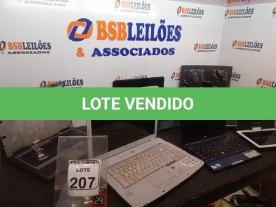 LOTE 207 - 05 NOTEBOOK’S MARCAS E MODELOS DIVERSOS. (NO ESTADO) ATENÇÃO! FAZER A VISITAÇÃO ANTES DE ARREMATAR, NÃO SABEMOS SE FUNCIONA. LEILÃO NÃO TEM GARANTIA E NEM DEVOLUÇÃO, SUJEITO A POSSÍVEIS AVARIAS VISÍVEIS/OCULTAS E/OU AUSÊNCIA DE COMPONENTES.