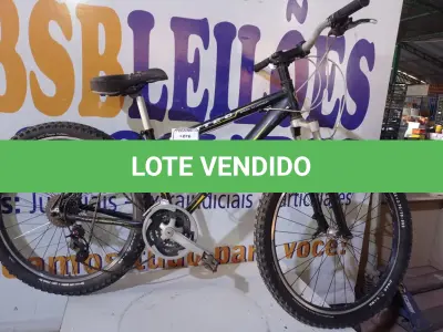 LOTE 458 - 01 BICICLETA MARCA HELAND. (NO ESTADO) ATENÇÃO! FAZER A VISITAÇÃO ANTES DE ARREMATAR, NÃO SABEMOS SE FUNCIONA. LEILÃO NÃO TEM GARANTIA E NEM DEVOLUÇÃO, SUJEITO A POSSÍVEIS AVARIAS VISÍVEIS/OCULTAS E/OU AUSÊNCIA DE COMPONENTES.