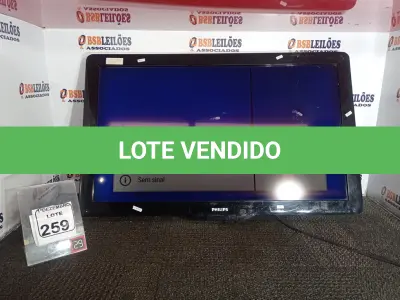 LOTE 259 - 01 TV MARCA PHILIPS 40” POLEGADAS PARA RETIRADA DE PEÇAS. (NO ESTADO) ATENÇÃO! FAZER A VISITAÇÃO ANTES DE ARREMATAR, NÃO SABEMOS SE FUNCIONA. LEILÃO NÃO TEM GARANTIA E NEM DEVOLUÇÃO, SUJEITO A POSSÍVEIS AVARIAS VISÍVEIS/OCULTAS E/OU AUSÊNCIA DE COMPONENTES.