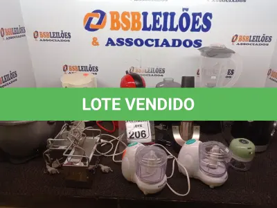 LOTE 206 - 01 LOTE C/VÁRIOS UTENSÍLIOS E ELETRÔNICOS P/COZINHA. (NO ESTADO) ATENÇÃO! FAZER A VISITAÇÃO ANTES DE ARREMATAR, NÃO SABEMOS SE FUNCIONA. LEILÃO NÃO TEM GARANTIA E NEM DEVOLUÇÃO, SUJEITO A POSSÍVEIS AVARIAS VISÍVEIS/OCULTAS E/OU AUSÊNCIA DE COMPONENTES.