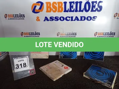 LOTE 318 - 05 FITAS ANTIGAS. (NO ESTADO) ATENÇÃO! FAZER A VISITAÇÃO ANTES DE ARREMATAR, NÃO SABEMOS SE FUNCIONA. LEILÃO NÃO TEM GARANTIA E NEM DEVOLUÇÃO, SUJEITO A POSSÍVEIS AVARIAS VISÍVEIS/OCULTAS E/OU AUSÊNCIA DE COMPONENTES.