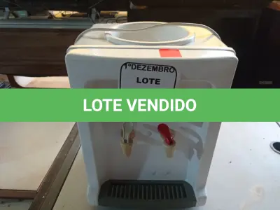 LOTE 311 - 01 PURIFICADOR DE ÁGUA P/GALÃO MARCA ADVANCED 220V. (NO ESTADO) ATENÇÃO! FAZER A VISITAÇÃO ANTES DE ARREMATAR, NÃO SABEMOS SE FUNCIONA. LEILÃO NÃO TEM GARANTIA E NEM DEVOLUÇÃO, SUJEITO A POSSÍVEIS AVARIAS VISÍVEIS/OCULTAS E/OU AUSÊNCIA DE COMPONENTES.