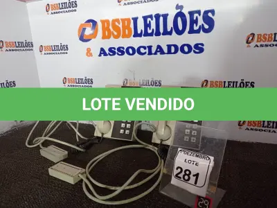 LOTE 281 - 02 TELEFONES DE RAMAL ANTIGOS. (NO ESTADO) ATENÇÃO! FAZER A VISITAÇÃO ANTES DE ARREMATAR, NÃO SABEMOS SE FUNCIONA. LEILÃO NÃO TEM GARANTIA E NEM DEVOLUÇÃO, SUJEITO A POSSÍVEIS AVARIAS VISÍVEIS/OCULTAS E/OU AUSÊNCIA DE COMPONENTES.