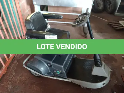 LOTE 479 - 01 CARRINHO ELÉTRICO P/IDOSOS E DEFICIENTES C/AVARIAS. (NO ESTADO) ATENÇÃO! FAZER A VISITAÇÃO ANTES DE ARREMATAR, NÃO SABEMOS SE FUNCIONA. LEILÃO NÃO TEM GARANTIA E NEM DEVOLUÇÃO, SUJEITO A POSSÍVEIS AVARIAS VISÍVEIS/OCULTAS E/OU AUSÊNCIA DE COMPONENTES.