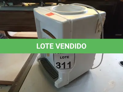 LOTE 311 - 01 PURIFICADOR DE ÁGUA P/GALÃO MARCA ADVANCED 220V. (NO ESTADO) ATENÇÃO! FAZER A VISITAÇÃO ANTES DE ARREMATAR, NÃO SABEMOS SE FUNCIONA. LEILÃO NÃO TEM GARANTIA E NEM DEVOLUÇÃO, SUJEITO A POSSÍVEIS AVARIAS VISÍVEIS/OCULTAS E/OU AUSÊNCIA DE COMPONENTES.