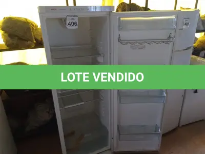 LOTE 406 - 01 GELADEIRA MARCA BOSCH DYNAMIC COOLIN 220V.  (NO ESTADO) ATENÇÃO! FAZER A VISITAÇÃO ANTES DE ARREMATAR, NÃO SABEMOS SE FUNCIONA. LEILÃO NÃO TEM GARANTIA E NEM DEVOLUÇÃO, SUJEITO A POSSÍVEIS AVARIAS VISÍVEIS/OCULTAS E/OU AUSÊNCIA DE COMPONENTES.