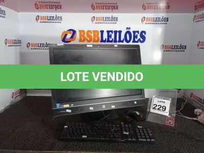 LOTE 229 - 01 ALL IN ONE MARCA HP C/TECLADO E MOUSE. (NO ESTADO) ATENÇÃO! FAZER A VISITAÇÃO ANTES DE ARREMATAR, NÃO SABEMOS SE FUNCIONA. LEILÃO NÃO TEM GARANTIA E NEM DEVOLUÇÃO, SUJEITO A POSSÍVEIS AVARIAS VISÍVEIS/OCULTAS E/OU AUSÊNCIA DE COMPONENTES.