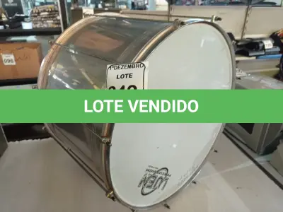 LOTE 242 - 01 INSTRUMENTO SURDO MARCA LUEN. (NO ESTADO) ATENÇÃO! FAZER A VISITAÇÃO ANTES DE ARREMATAR, NÃO SABEMOS SE FUNCIONA. LEILÃO NÃO TEM GARANTIA E NEM DEVOLUÇÃO, SUJEITO A POSSÍVEIS AVARIAS VISÍVEIS/OCULTAS E/OU AUSÊNCIA DE COMPONENTES.