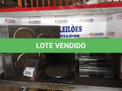 LOTE 305 - 01 APARELHO DE SOM TRÊS EM UM MARCA GRADIENTE. (NO ESTADO) ATENÇÃO! FAZER A VISITAÇÃO ANTES DE ARREMATAR, NÃO SABEMOS SE FUNCIONA. LEILÃO NÃO TEM GARANTIA E NEM DEVOLUÇÃO, SUJEITO A POSSÍVEIS AVARIAS VISÍVEIS/OCULTAS E/OU AUSÊNCIA DE COMPONENTES.
