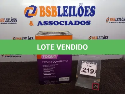 LOTE 219 - 01 LATA DE TINTA MARCA SUVINIL COR BRANCO NEVE ACRÍLICA PREMIUM 18L.  (VALIDADE 10/2027) (NOVO) (NO ESTADO) ATENÇÃO! FAZER A VISITAÇÃO ANTES DE ARREMATAR, NÃO SABEMOS SE FUNCIONA. LEILÃO NÃO TEM GARANTIA E NEM DEVOLUÇÃO, SUJEITO A POSSÍVEIS AVARIAS VISÍVEIS/OCULTAS E/OU AUSÊNCIA DE COMPONENTES.