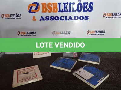 LOTE 307 - 05 FITAS ANTIGAS. (NO ESTADO) ATENÇÃO! FAZER A VISITAÇÃO ANTES DE ARREMATAR, NÃO SABEMOS SE FUNCIONA. LEILÃO NÃO TEM GARANTIA E NEM DEVOLUÇÃO, SUJEITO A POSSÍVEIS AVARIAS VISÍVEIS/OCULTAS E/OU AUSÊNCIA DE COMPONENTES.