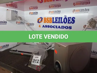 LOTE 312 - 01 HOME-THEATER MARCA SONY. (NO ESTADO) ATENÇÃO! FAZER A VISITAÇÃO ANTES DE ARREMATAR, NÃO SABEMOS SE FUNCIONA. LEILÃO NÃO TEM GARANTIA E NEM DEVOLUÇÃO, SUJEITO A POSSÍVEIS AVARIAS VISÍVEIS/OCULTAS E/OU AUSÊNCIA DE COMPONENTES.