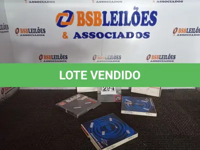 LOTE 294 - 05 FITAS ANTIGAS. (NO ESTADO) ATENÇÃO! FAZER A VISITAÇÃO ANTES DE ARREMATAR, NÃO SABEMOS SE FUNCIONA. LEILÃO NÃO TEM GARANTIA E NEM DEVOLUÇÃO, SUJEITO A POSSÍVEIS AVARIAS VISÍVEIS/OCULTAS E/OU AUSÊNCIA DE COMPONENTES.