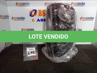 LOTE 246 - 01 CAIXA DE SOM PASSIVA MARCA PZ PRO ÁUDIO. (NO ESTADO) ATENÇÃO! FAZER A VISITAÇÃO ANTES DE ARREMATAR, NÃO SABEMOS SE FUNCIONA. LEILÃO NÃO TEM GARANTIA E NEM DEVOLUÇÃO, SUJEITO A POSSÍVEIS AVARIAS VISÍVEIS/OCULTAS E/OU AUSÊNCIA DE COMPONENTES.