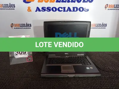 LOTE 309 - 01 NOTEBOOK MARCA DELL. (NO ESTADO) ATENÇÃO! FAZER A VISITAÇÃO ANTES DE ARREMATAR, NÃO SABEMOS SE FUNCIONA. LEILÃO NÃO TEM GARANTIA E NEM DEVOLUÇÃO, SUJEITO A POSSÍVEIS AVARIAS VISÍVEIS/OCULTAS E/OU AUSÊNCIA DE COMPONENTES.