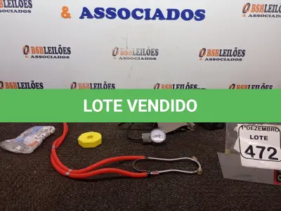 LOTE 472 - 01 ESTETOSCÓPIO E 01 AFERIDOR DE PRESSÃO P.A MED E MATERIAIS HOSPITALARES DIVERSOS. (NO ESTADO) ATENÇÃO! FAZER A VISITAÇÃO ANTES DE ARREMATAR, NÃO SABEMOS SE FUNCIONA. LEILÃO NÃO TEM GARANTIA E NEM DEVOLUÇÃO, SUJEITO A POSSÍVEIS AVARIAS VISÍVEIS/OCULTAS E/OU AUSÊNCIA DE COMPONENTES.