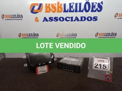 LOTE 215 - 02 SONS AUTOMOTIVOS MARCA RENAULT E BOSCH. (NO ESTADO) ATENÇÃO! FAZER A VISITAÇÃO ANTES DE ARREMATAR, NÃO SABEMOS SE FUNCIONA. LEILÃO NÃO TEM GARANTIA E NEM DEVOLUÇÃO, SUJEITO A POSSÍVEIS AVARIAS VISÍVEIS/OCULTAS E/OU AUSÊNCIA DE COMPONENTES.