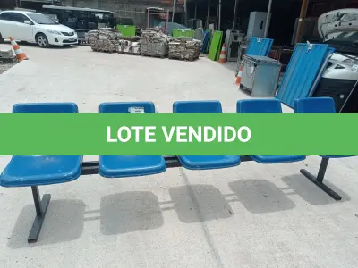 LOTE 422 - 01 LONGARINA DE 05 LUGARES ASSENTO DE PLÁSTICO E BASE DE FERRO. (NO ESTADO) ATENÇÃO! FAZER A VISITAÇÃO ANTES DE ARREMATAR, NÃO SABEMOS SE FUNCIONA. LEILÃO NÃO TEM GARANTIA E NEM DEVOLUÇÃO, SUJEITO A POSSÍVEIS AVARIAS VISÍVEIS/OCULTAS E/OU AUSÊNCIA DE COMPONENTES.