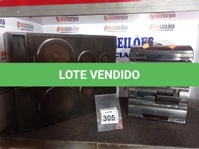 LOTE 305 - 01 APARELHO DE SOM TRÊS EM UM MARCA GRADIENTE. (NO ESTADO) ATENÇÃO! FAZER A VISITAÇÃO ANTES DE ARREMATAR, NÃO SABEMOS SE FUNCIONA. LEILÃO NÃO TEM GARANTIA E NEM DEVOLUÇÃO, SUJEITO A POSSÍVEIS AVARIAS VISÍVEIS/OCULTAS E/OU AUSÊNCIA DE COMPONENTES.