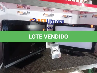LOTE 368 - 02 TVS 26” MARCA SONY E SAMSUNG. (NO ESTADO) ATENÇÃO! FAZER A VISITAÇÃO ANTES DE ARREMATAR, NÃO SABEMOS SE FUNCIONA. LEILÃO NÃO TEM GARANTIA E NEM DEVOLUÇÃO, SUJEITO A POSSÍVEIS AVARIAS VISÍVEIS/OCULTAS E/OU AUSÊNCIA DE COMPONENTES.