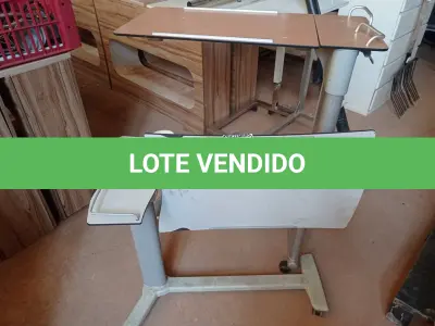 LOTE 381 - 02 MESAS P/REFEIÇÃO C/REGULADOR DE ALTURA. (NO ESTADO) ATENÇÃO! FAZER A VISITAÇÃO ANTES DE ARREMATAR, NÃO SABEMOS SE FUNCIONA. LEILÃO NÃO TEM GARANTIA E NEM DEVOLUÇÃO, SUJEITO A POSSÍVEIS AVARIAS VISÍVEIS/OCULTAS E/OU AUSÊNCIA DE COMPONENTES.