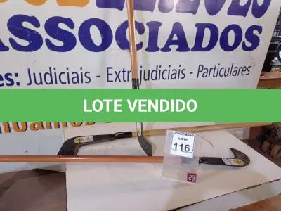LOTE 116 - 03 FOICES MARCA TRAMONTINA(NOVO). (NO ESTADO) ATENÇÃO! FAZER A VISITAÇÃO ANTES DE ARREMATAR, NÃO SABEMOS SE FUNCIONA. LEILÃO NÃO TEM GARANTIA E NEM DEVOLUÇÃO, SUJEITO A POSSÍVEIS AVARIAS VISÍVEIS/OCULTAS E/OU AUSÊNCIA DE COMPONENTES.