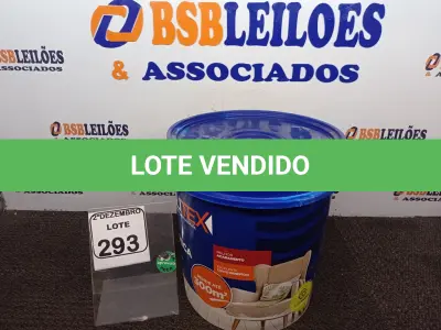 LOTE 293 - 01 GALÃO DE TINTA MARCA QUALITEX. (NO ESTADO) ATENÇÃO! FAZER A VISITAÇÃO ANTES DE ARREMATAR, NÃO SABEMOS SE FUNCIONA. LEILÃO NÃO TEM GARANTIA E NEM DEVOLUÇÃO, SUJEITO A POSSÍVEIS AVARIAS VISÍVEIS/OCULTAS E/OU AUSÊNCIA DE COMPONENTES.