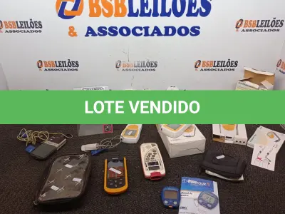 LOTE 019 - 05 MEDIDORES DE GLICOSE EQUINOS E ELETRÔNICOS DIVERSOS. (NO ESTADO) ATENÇÃO! FAZER A VISITAÇÃO ANTES DE ARREMATAR, NÃO SABEMOS SE FUNCIONA. LEILÃO NÃO TEM GARANTIA E NEM DEVOLUÇÃO, SUJEITO A POSSÍVEIS AVARIAS VISÍVEIS/OCULTAS E/OU AUSÊNCIA DE COMPONENTES.