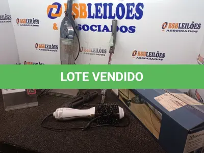 LOTE 253 - 01 ESCOVA ELETRICA, 01 CHAPINHA E 01 ASPIRADOR DE PÓ PORTÁTIL MARCAS E MODELOS DIVERSOS. (NO ESTADO) ATENÇÃO! FAZER A VISITAÇÃO ANTES DE ARREMATAR, NÃO SABEMOS SE FUNCIONA. LEILÃO NÃO TEM GARANTIA E NEM DEVOLUÇÃO, SUJEITO A POSSÍVEIS AVARIAS VISÍVEIS/OCULTAS E/OU AUSÊNCIA DE COMPONENTES.
