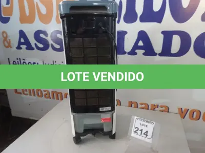 LOTE 214 - 01 CLIMATIZADOR DE AR PORTÁTIL MARCA CADENCE. (NO ESTADO) ATENÇÃO! FAZER A VISITAÇÃO ANTES DE ARREMATAR, NÃO SABEMOS SE FUNCIONA. LEILÃO NÃO TEM GARANTIA E NEM DEVOLUÇÃO, SUJEITO A POSSÍVEIS AVARIAS VISÍVEIS/OCULTAS E/OU AUSÊNCIA DE COMPONENTES.