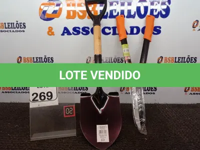 LOTE 269 - 01 PÁ E 01 TESOURA P/JARDIM(NOVO). (NO ESTADO) ATENÇÃO! FAZER A VISITAÇÃO ANTES DE ARREMATAR, NÃO SABEMOS SE FUNCIONA. LEILÃO NÃO TEM GARANTIA E NEM DEVOLUÇÃO, SUJEITO A POSSÍVEIS AVARIAS VISÍVEIS/OCULTAS E/OU AUSÊNCIA DE COMPONENTES.