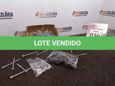 LOTE 040 - 01 LOTE C/GRANDE QUANTIDADE DE PARAFUSOS E BUCHAS P/TELHA(NOVO). (NO ESTADO) ATENÇÃO! FAZER A VISITAÇÃO ANTES DE ARREMATAR, NÃO SABEMOS SE FUNCIONA. LEILÃO NÃO TEM GARANTIA E NEM DEVOLUÇÃO, SUJEITO A POSSÍVEIS AVARIAS VISÍVEIS/OCULTAS E/OU AUSÊNCIA DE COMPONENTES.