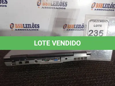 LOTE 235 - 01 NOTEBOOK MARCA DELL. (NO ESTADO) ATENÇÃO! FAZER A VISITAÇÃO ANTES DE ARREMATAR, NÃO SABEMOS SE FUNCIONA. LEILÃO NÃO TEM GARANTIA E NEM DEVOLUÇÃO, SUJEITO A POSSÍVEIS AVARIAS VISÍVEIS/OCULTAS E/OU AUSÊNCIA DE COMPONENTES.