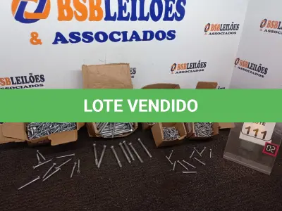 LOTE 111 - 01 LOTE C/GRANDE QUANTIDADE DE PARAFUSOS DIVERSOS (NOVO). (NO ESTADO) ATENÇÃO! FAZER A VISITAÇÃO ANTES DE ARREMATAR, NÃO SABEMOS SE FUNCIONA. LEILÃO NÃO TEM GARANTIA E NEM DEVOLUÇÃO, SUJEITO A POSSÍVEIS AVARIAS VISÍVEIS/OCULTAS E/OU AUSÊNCIA DE COMPONENTES.