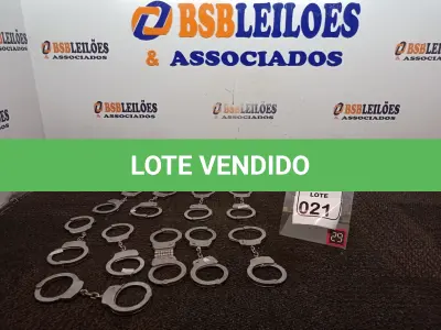 LOTE 021 - 10 ALGEMAS EM METAL. (NO ESTADO) ATENÇÃO! FAZER A VISITAÇÃO ANTES DE ARREMATAR, NÃO SABEMOS SE FUNCIONA. LEILÃO NÃO TEM GARANTIA E NEM DEVOLUÇÃO, SUJEITO A POSSÍVEIS AVARIAS VISÍVEIS/OCULTAS E/OU AUSÊNCIA DE COMPONENTES.