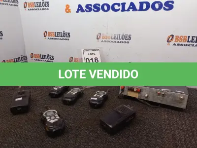 LOTE 018 - 06 RÁDIOS COMUNICADORES C/AVARIAS MARCAS E MODELOS DIVERSOS E 01 RECEPTOR DE SATÉLITES MARCA ELECOM. (NO ESTADO) ATENÇÃO! FAZER A VISITAÇÃO ANTES DE ARREMATAR, NÃO SABEMOS SE FUNCIONA. LEILÃO NÃO TEM GARANTIA E NEM DEVOLUÇÃO, SUJEITO A POSSÍVEIS AVARIAS VISÍVEIS/OCULTAS E/OU AUSÊNCIA DE COMPONENTES.