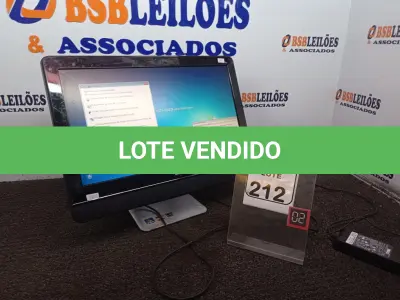 LOTE 212 - 01 ALL IN ONE MARCA HP C/FONTE. (NO ESTADO) ATENÇÃO! FAZER A VISITAÇÃO ANTES DE ARREMATAR, NÃO SABEMOS SE FUNCIONA. LEILÃO NÃO TEM GARANTIA E NEM DEVOLUÇÃO, SUJEITO A POSSÍVEIS AVARIAS VISÍVEIS/OCULTAS E/OU AUSÊNCIA DE COMPONENTES.
