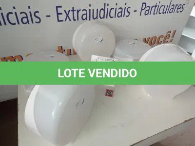 LOTE 196 - 05 DISPENSES P/PAPEL. (NO ESTADO) ATENÇÃO! FAZER A VISITAÇÃO ANTES DE ARREMATAR, NÃO SABEMOS SE FUNCIONA. LEILÃO NÃO TEM GARANTIA E NEM DEVOLUÇÃO, SUJEITO A POSSÍVEIS AVARIAS VISÍVEIS/OCULTAS E/OU AUSÊNCIA DE COMPONENTES.