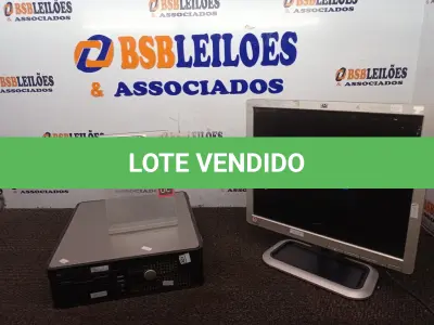LOTE 208 - 01 CPU MARCA DELL E 01 MONITOR MARCA HP. (NO ESTADO) ATENÇÃO! FAZER A VISITAÇÃO ANTES DE ARREMATAR, NÃO SABEMOS SE FUNCIONA. LEILÃO NÃO TEM GARANTIA E NEM DEVOLUÇÃO, SUJEITO A POSSÍVEIS AVARIAS VISÍVEIS/OCULTAS E/OU AUSÊNCIA DE COMPONENTES.