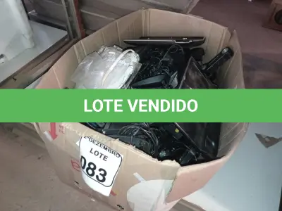 LOTE 083 - 01 LOTE C/VÁRIOS APARELHOS TELEFÔNICOS, CAIXINHAS DE SOM P/PC E MATERIAIS DIVERSOS. (NO ESTADO) ATENÇÃO! FAZER A VISITAÇÃO ANTES DE ARREMATAR, NÃO SABEMOS SE FUNCIONA. LEILÃO NÃO TEM GARANTIA E NEM DEVOLUÇÃO, SUJEITO A POSSÍVEIS AVARIAS VISÍVEIS/OCULTAS E/OU AUSÊNCIA DE COMPONENTES.