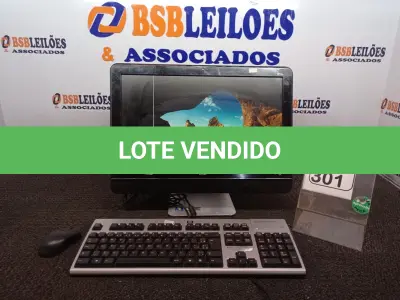 LOTE 301 - 01 ALL IN ONE MARCA HP C/TECLADO E MOUSE. (NO ESTADO) ATENÇÃO! FAZER A VISITAÇÃO ANTES DE ARREMATAR, NÃO SABEMOS SE FUNCIONA. LEILÃO NÃO TEM GARANTIA E NEM DEVOLUÇÃO, SUJEITO A POSSÍVEIS AVARIAS VISÍVEIS/OCULTAS E/OU AUSÊNCIA DE COMPONENTES.