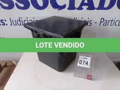 LOTE 074 - 01 CAIXA COLETORA DE GORDURA (NOVO). (NO ESTADO) ATENÇÃO! FAZER A VISITAÇÃO ANTES DE ARREMATAR, NÃO SABEMOS SE FUNCIONA. LEILÃO NÃO TEM GARANTIA E NEM DEVOLUÇÃO, SUJEITO A POSSÍVEIS AVARIAS VISÍVEIS/OCULTAS E/OU AUSÊNCIA DE COMPONENTES.