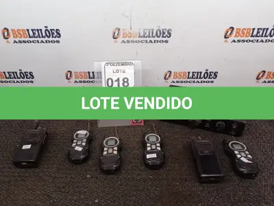 LOTE 018 - 06 RÁDIOS COMUNICADORES C/AVARIAS MARCAS E MODELOS DIVERSOS E 01 RECEPTOR DE SATÉLITES MARCA ELECOM. (NO ESTADO) ATENÇÃO! FAZER A VISITAÇÃO ANTES DE ARREMATAR, NÃO SABEMOS SE FUNCIONA. LEILÃO NÃO TEM GARANTIA E NEM DEVOLUÇÃO, SUJEITO A POSSÍVEIS AVARIAS VISÍVEIS/OCULTAS E/OU AUSÊNCIA DE COMPONENTES.