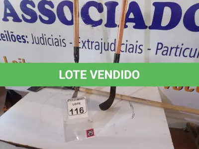 LOTE 116 - 03 FOICES MARCA TRAMONTINA(NOVO). (NO ESTADO) ATENÇÃO! FAZER A VISITAÇÃO ANTES DE ARREMATAR, NÃO SABEMOS SE FUNCIONA. LEILÃO NÃO TEM GARANTIA E NEM DEVOLUÇÃO, SUJEITO A POSSÍVEIS AVARIAS VISÍVEIS/OCULTAS E/OU AUSÊNCIA DE COMPONENTES.