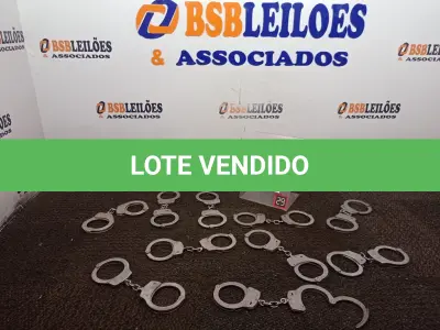 LOTE 037 - 10 ALGEMAS EM METAL. (NO ESTADO) ATENÇÃO! FAZER A VISITAÇÃO ANTES DE ARREMATAR, NÃO SABEMOS SE FUNCIONA. LEILÃO NÃO TEM GARANTIA E NEM DEVOLUÇÃO, SUJEITO A POSSÍVEIS AVARIAS VISÍVEIS/OCULTAS E/OU AUSÊNCIA DE COMPONENTES.