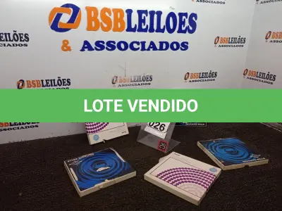 LOTE 026 - 05 FITAS P/GRAVADOR DE ROLOS ANTIGAS. (NO ESTADO) ATENÇÃO! FAZER A VISITAÇÃO ANTES DE ARREMATAR, NÃO SABEMOS SE FUNCIONA. LEILÃO NÃO TEM GARANTIA E NEM DEVOLUÇÃO, SUJEITO A POSSÍVEIS AVARIAS VISÍVEIS/OCULTAS E/OU AUSÊNCIA DE COMPONENTES.