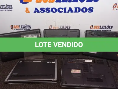 LOTE 202 - 05 NOTEBOOKS MARCAS E MODELOS DIVERSOS P/RETIRADA DE PEÇAS. (NO ESTADO) ATENÇÃO! FAZER A VISITAÇÃO ANTES DE ARREMATAR, NÃO SABEMOS SE FUNCIONA. LEILÃO NÃO TEM GARANTIA E NEM DEVOLUÇÃO, SUJEITO A POSSÍVEIS AVARIAS VISÍVEIS/OCULTAS E/OU AUSÊNCIA DE COMPONENTES.
