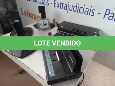 LOTE 199 - 03 SWITCHES, 03 PEDESTAIS C/AJUSTES DE ALTURA P/MONITORES E 01 MÁQUINA DE LIGAÇÃO DO DERRETIMENTO. (NO ESTADO) ATENÇÃO! FAZER A VISITAÇÃO ANTES DE ARREMATAR, NÃO SABEMOS SE FUNCIONA. LEILÃO NÃO TEM GARANTIA E NEM DEVOLUÇÃO, SUJEITO A POSSÍVEIS AVARIAS VISÍVEIS/OCULTAS E/OU AUSÊNCIA DE COMPONENTES.